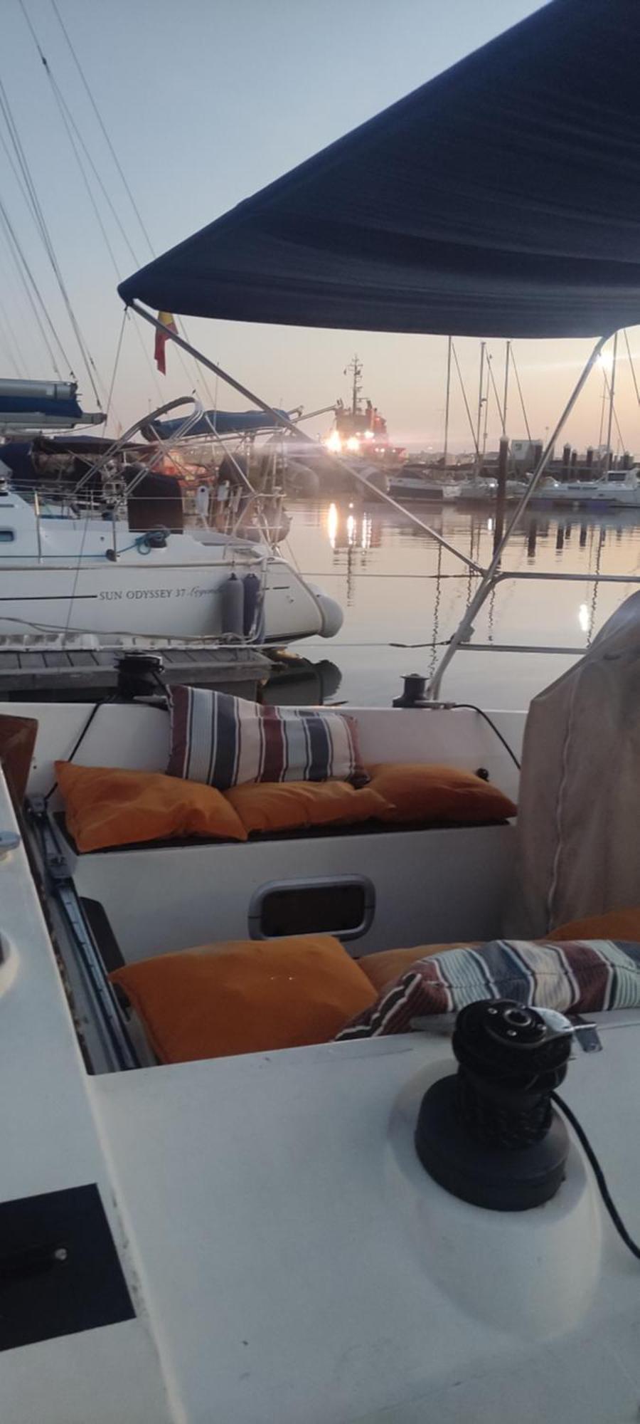 Boat-Apartamento Flotante Cadiz.. La Juanita Arroyo Екстериор снимка